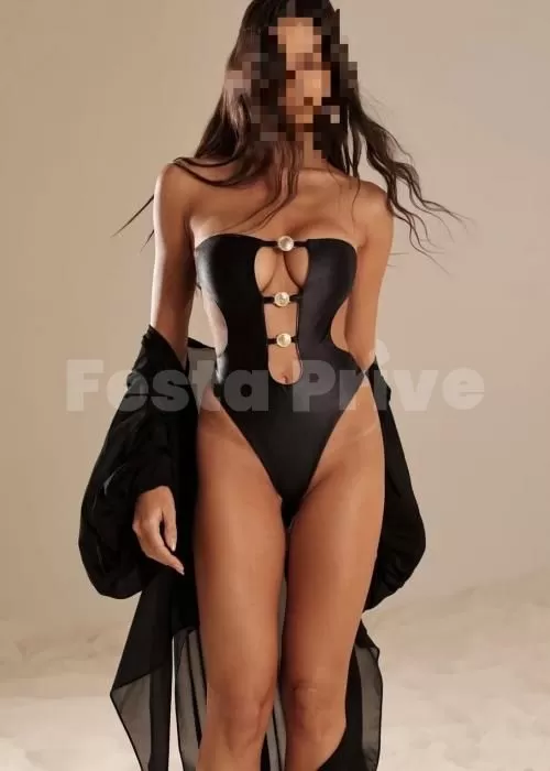 acompanhante de luxo Camila Soares
