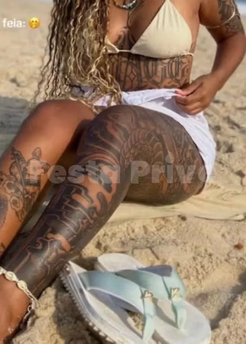 acompanhante de luxo Morena Tatuada